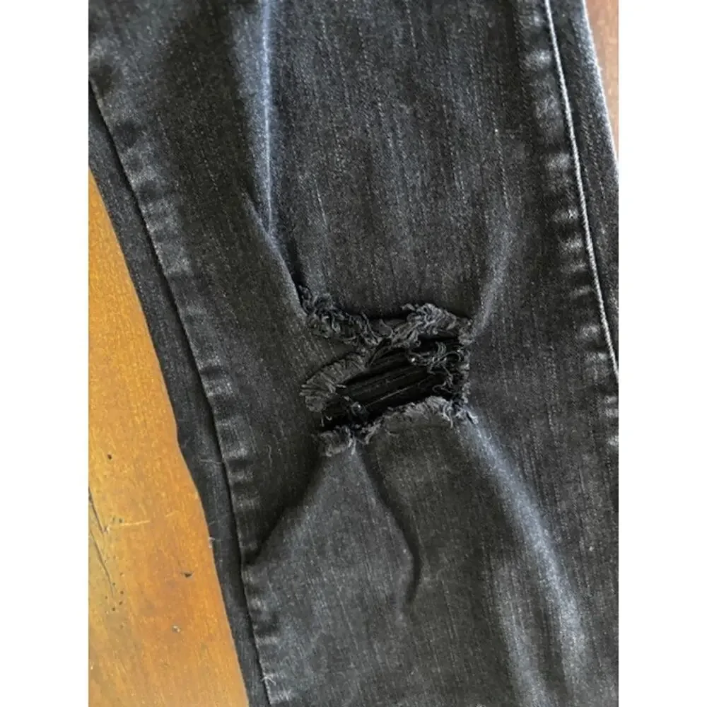 Judy Blue Size 13 x 31 Black Deconstructed Denim Jeans‎